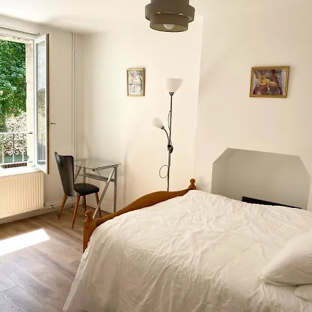 La Maison Des Remparts - Gite 3 Etoiles Pour 8 Pers A Loches Exterior photo