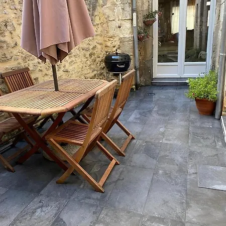 La Maison Des Remparts - Gite 3 Etoiles Pour 8 Pers A Loches Exterior photo