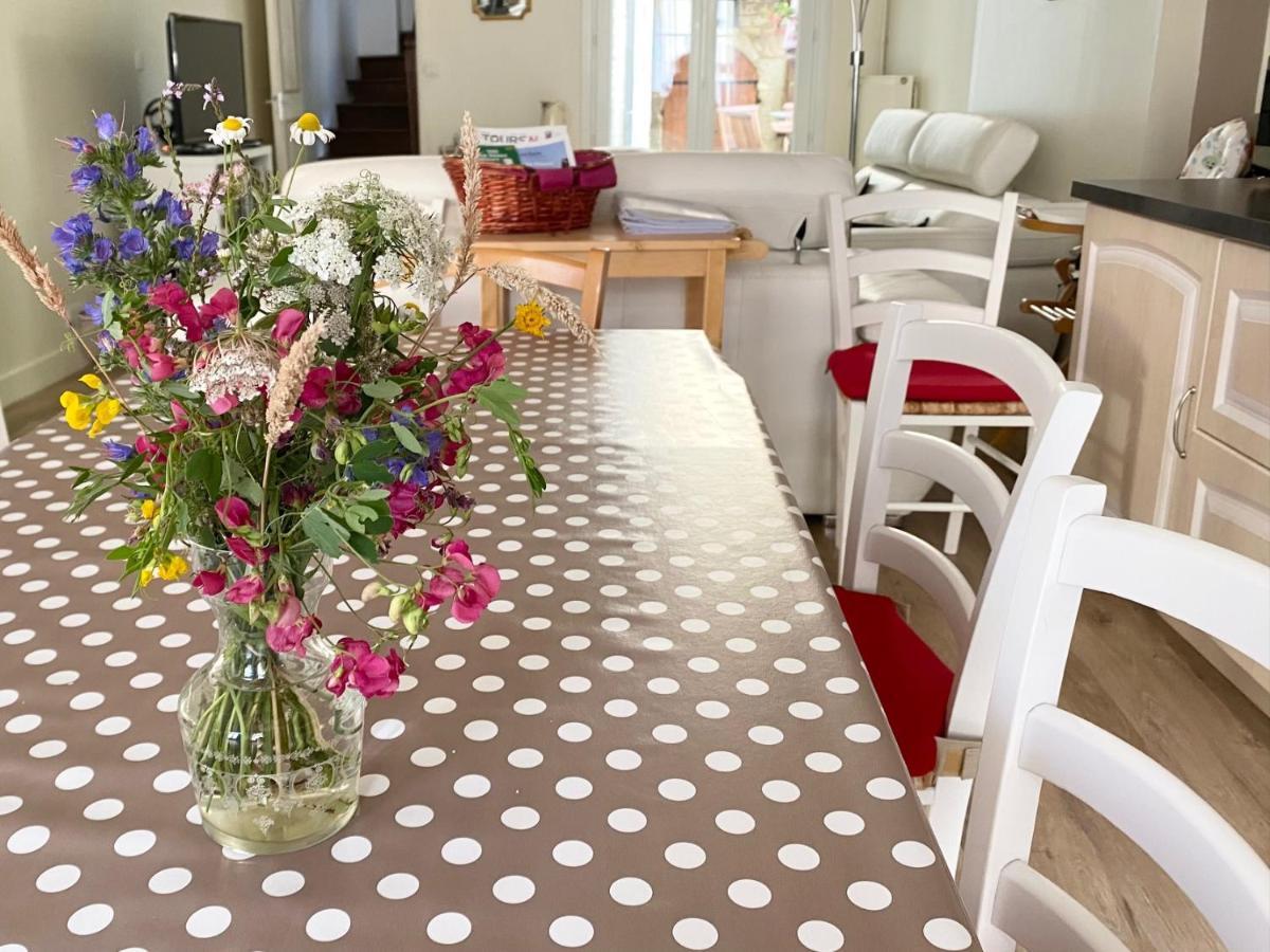 La Maison Des Remparts - 3 Etoiles Pour 8 Pers A Ferienhaus